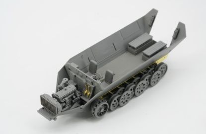 Picture of Sd.Kfz.251 Ausf.D with R35 Turret