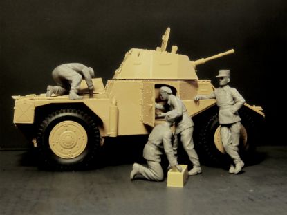 Picture of French Armoured Vehicle Crew (1940) (4 figures)  