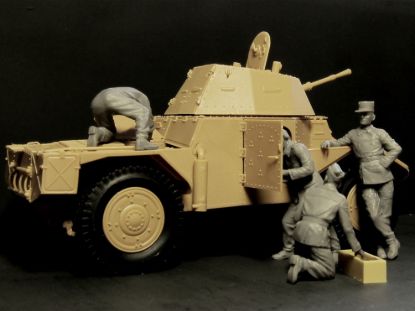 Picture of French Armoured Vehicle Crew (1940) (4 figures)  