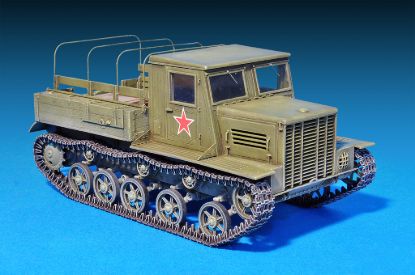 Picture of Ya-12 Late Prod. Soviet Artillery Tractor