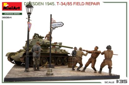 Picture of Dresden 1945. T-34/85 Field Repair. Big Set