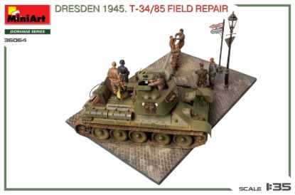 Picture of Dresden 1945. T-34/85 Field Repair. Big Set