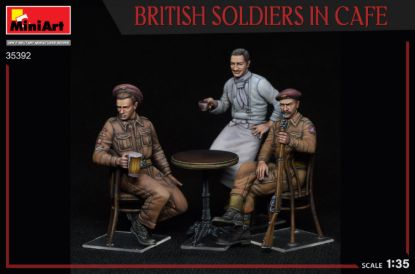 Picture of British Soldiers in Cafe