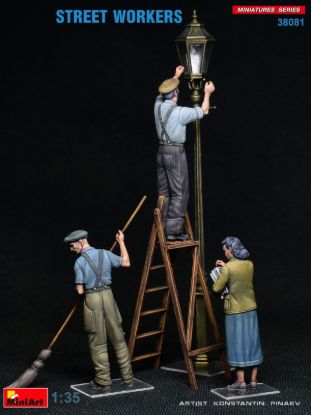 Picture of Street Workers